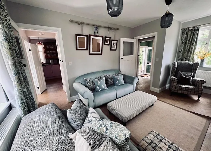 5 - Idyllic Location - Great For Groups