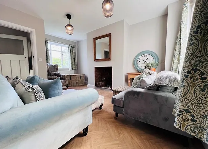 5 - Idyllic Location - Great For Groups