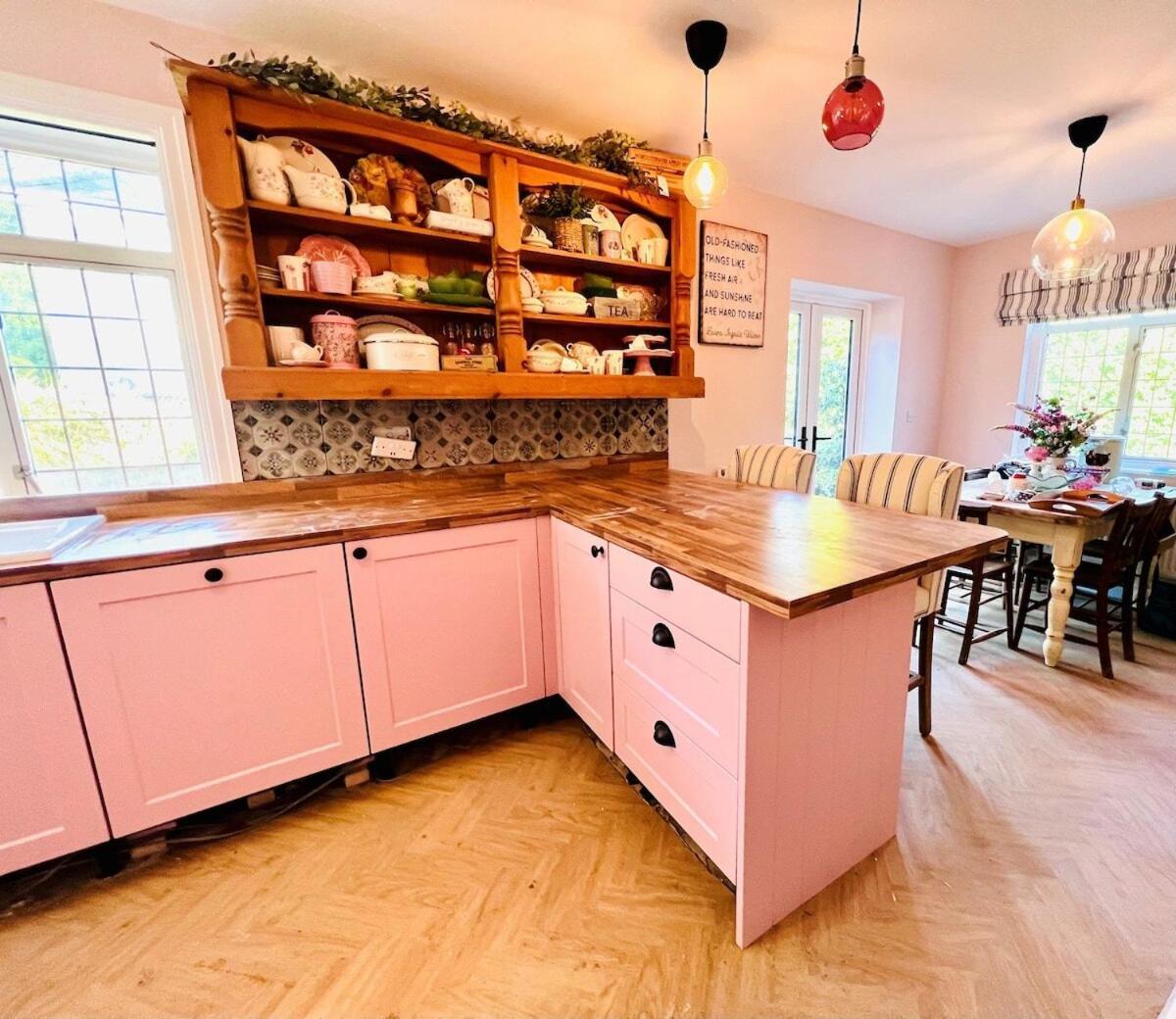 Holiday home 5 - Idyllic Location - Great For Groups