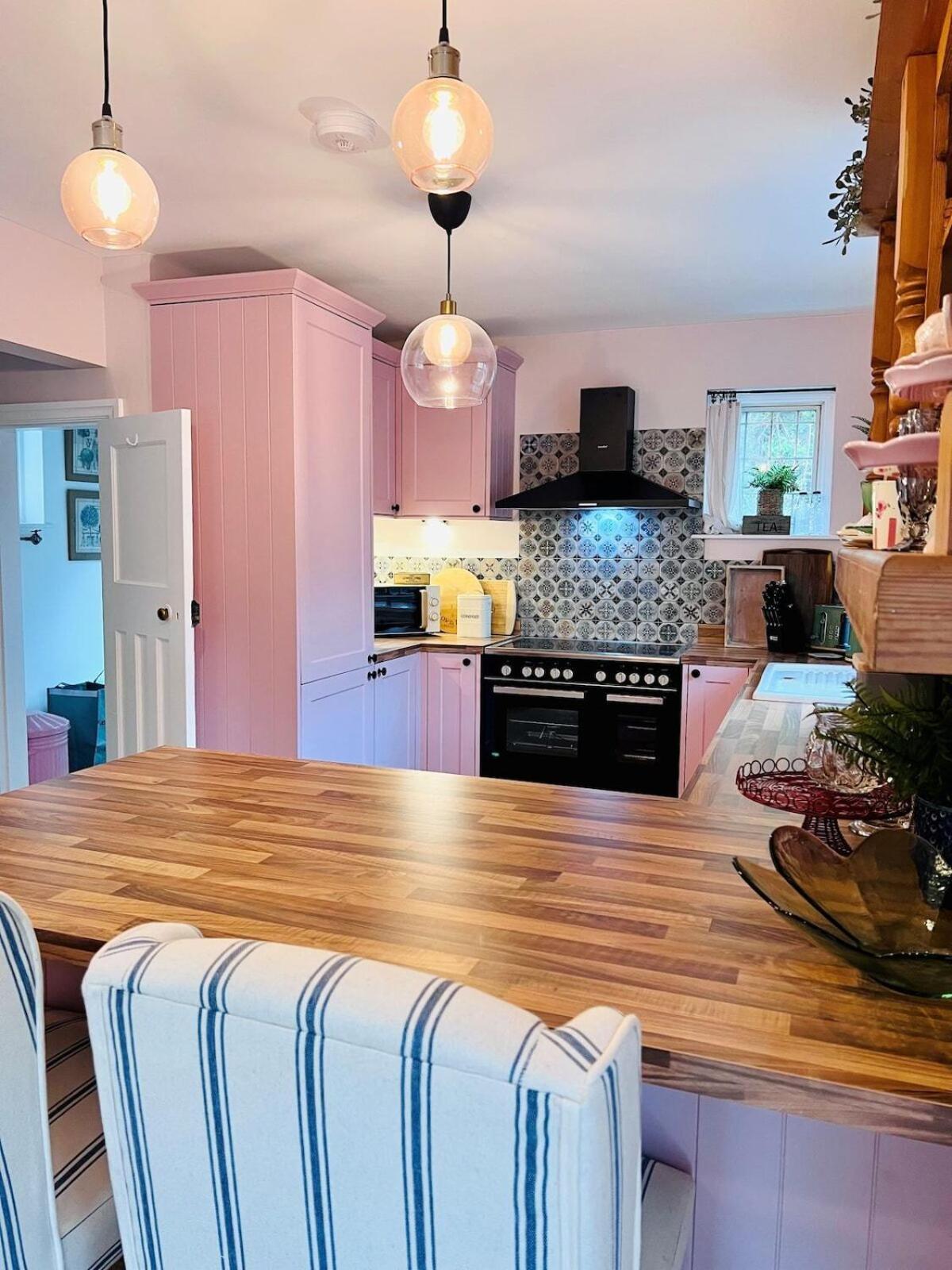 5 - Idyllic Location - Great For Groups Pont Sticill
