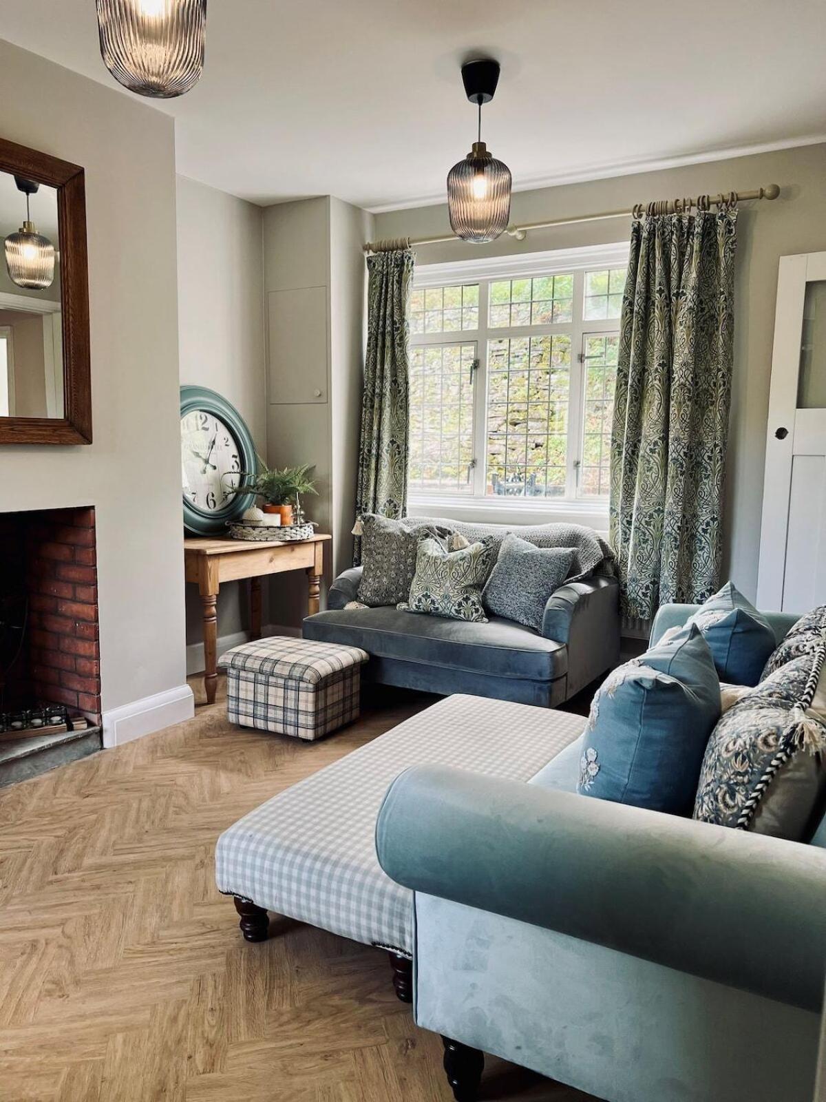 Holiday home 5 - Idyllic Location - Great For Groups *